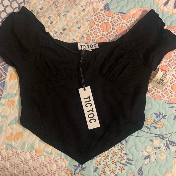 Tops - Crop Top!